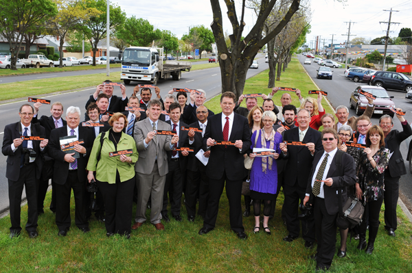 Group Shot Premier CEO and Editors Group Shot Premier CEO and Editors